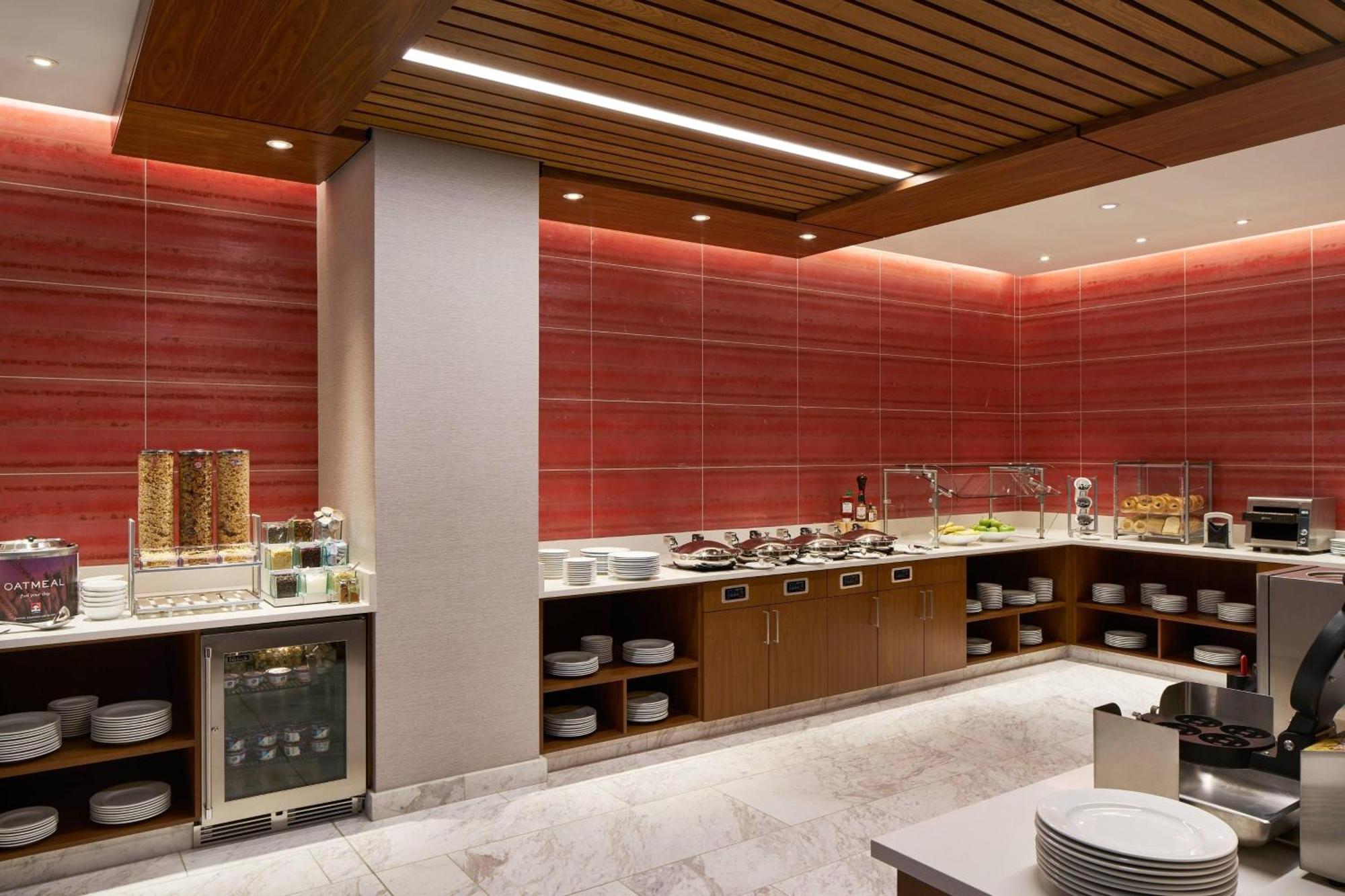 By Marriott Downtown/convention Center Hotel Washington